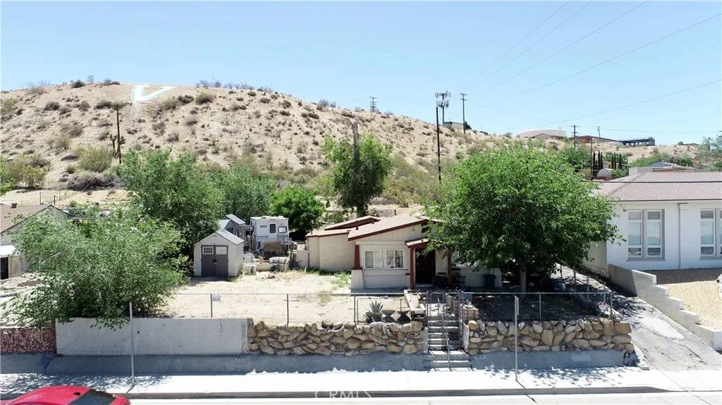 15445 Hesperia Road, Victorville, CA 92395