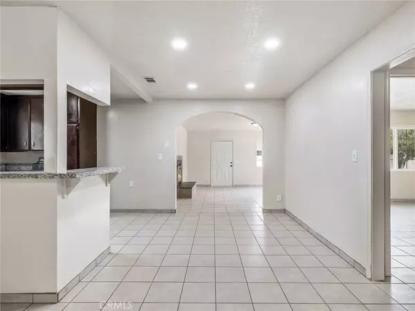 Victorville, CA 92395,16161 Vallejo Street