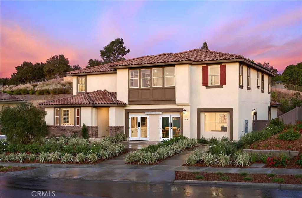1381 Amanda Glen South, Escondido, CA 92025