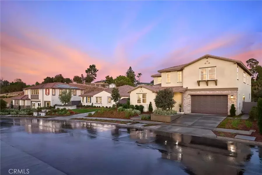 1351 Amanda Glen South, Escondido, CA 92029