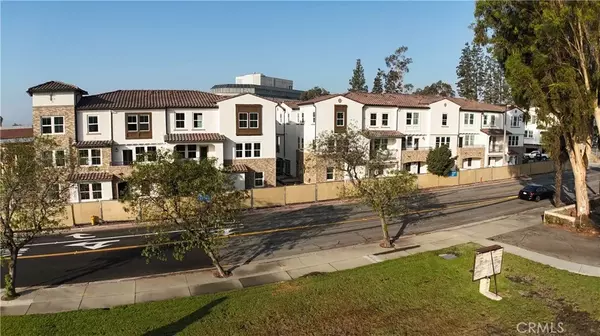 Whittier, CA 90605,9831 La Serna Drive #7