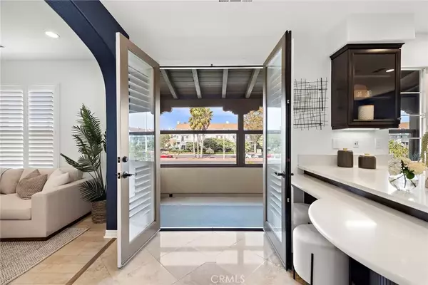 Huntington Beach, CA 92648,7988 Aldea Circle