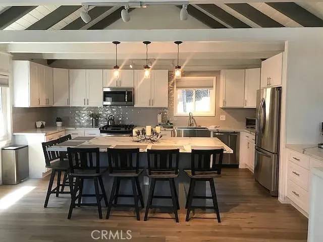 42983 Fern Avenue, Big Bear Lake, CA 92315