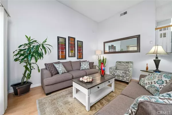 Lakewood, CA 90715,20815 Norwalk Boulevard #6