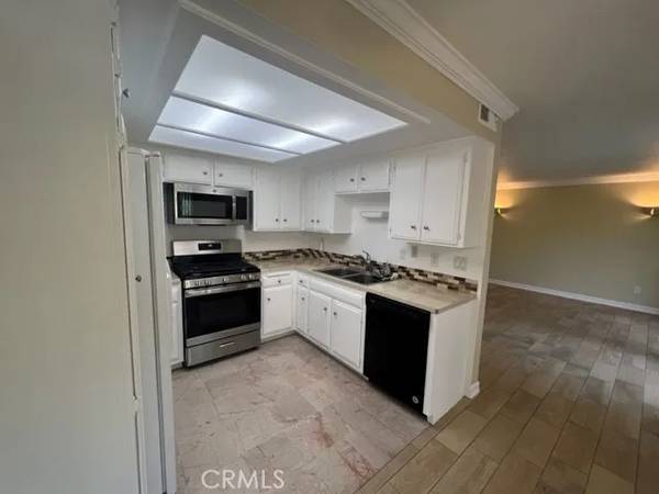 Laguna Niguel, CA 92677,24321 El Pilar #11
