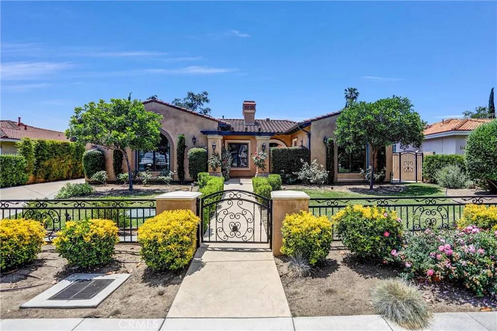 Arcadia, CA 91007,240 W Woodruff Avenue