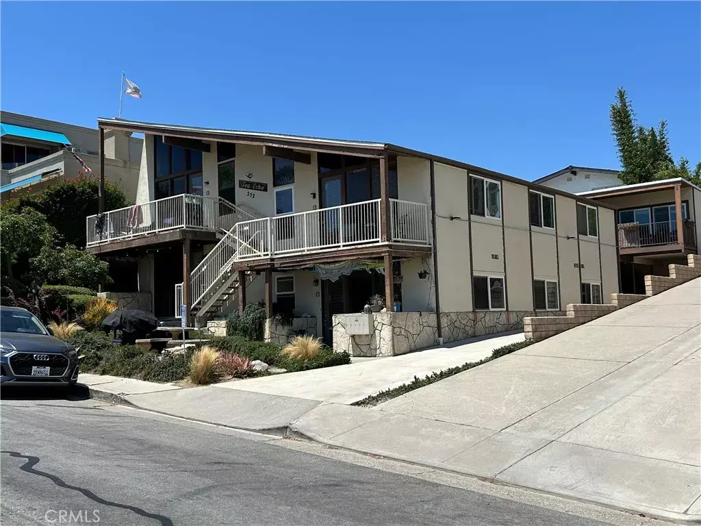 San Clemente, CA 92672,252 Avenida Lobeiro #2