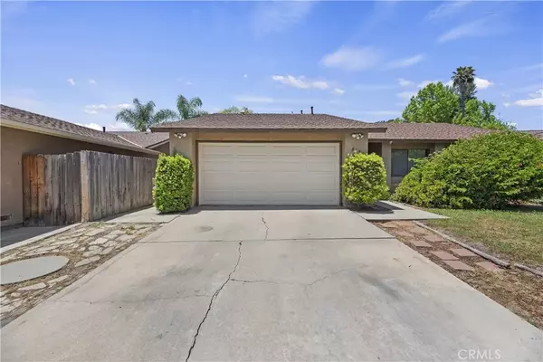 Fallbrook, CA 92028,819 Shade Tree Lane