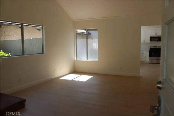 Laguna Hills, CA 92653,22895 Caminito Sol #155