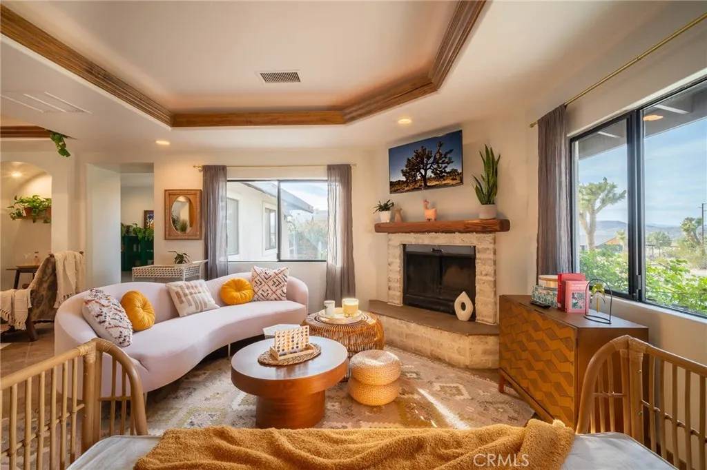 Joshua Tree, CA 92252,60467 Natoma Trail