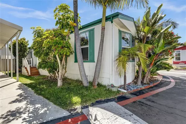 Huntington Beach, CA 92648,80 Huntington #372