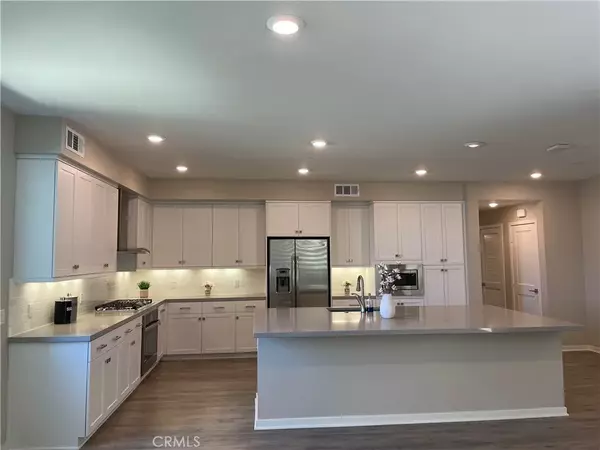 Irvine, CA 92612,187 Bowery