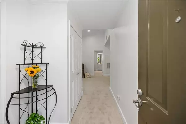 Laguna Hills, CA 92653,25621 Indian Hill Lane #G