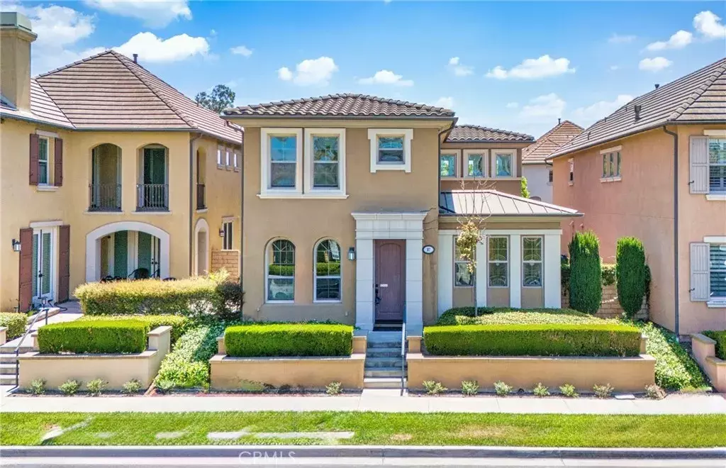 Irvine, CA 92620,97 Twin Gables