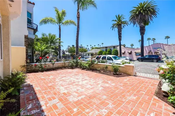 Huntington Beach, CA 92648,326 6th Street