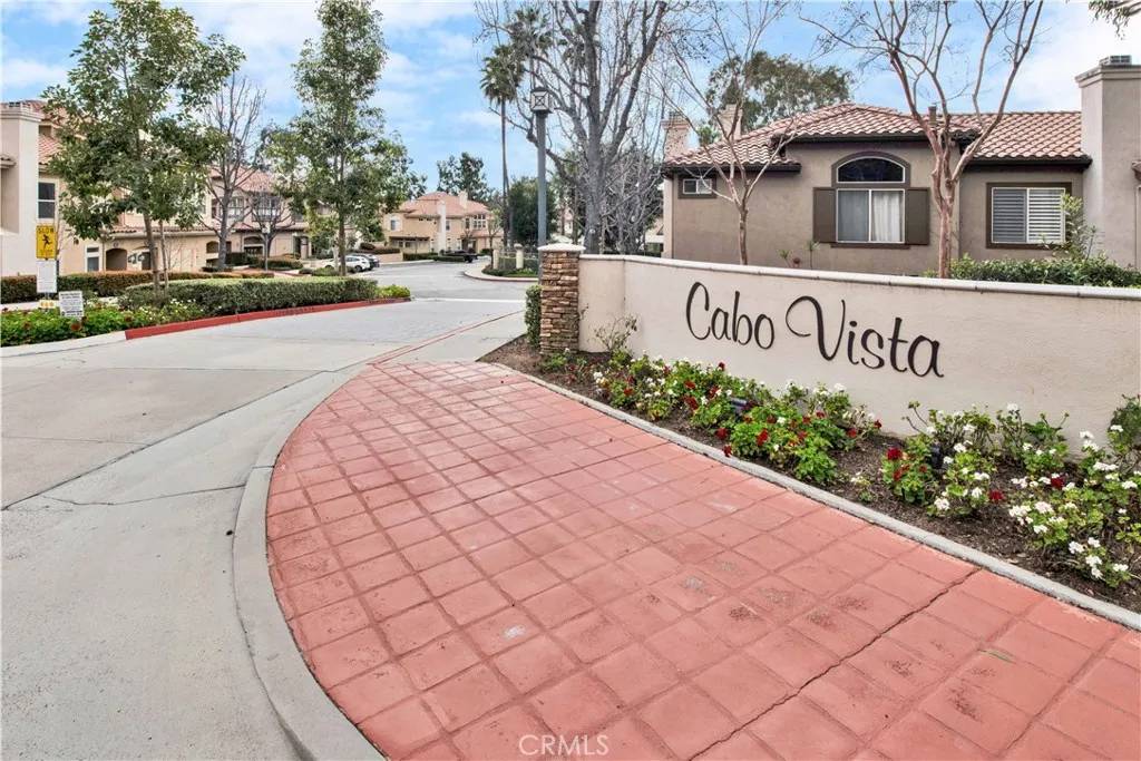 Rancho Santa Margarita, CA 92688,32 Via Madera