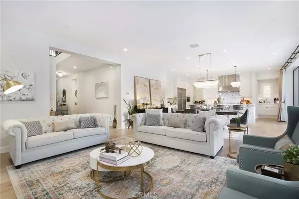 Irvine, CA 92618,85 Spacial