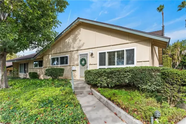 Yorba Linda, CA 92886,17861 Linda Drive #12