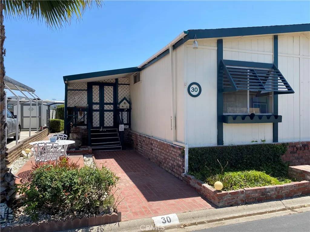 Orange, CA 92867,692 N Adele St #30
