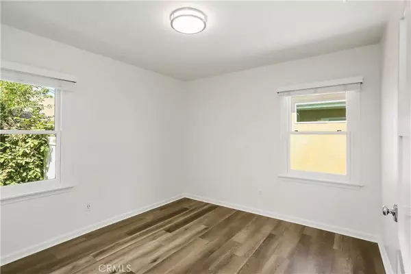Orange, CA 92868,611 W Walnut Avenue