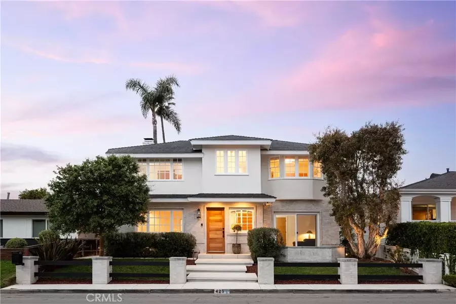 425 Tustin Avenue, Newport Beach, CA 92663