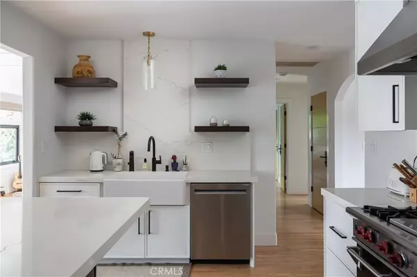 Newport Beach, CA 92663,425 Tustin Avenue