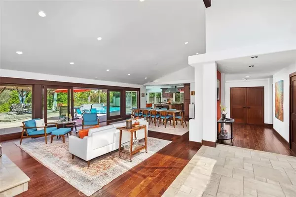 27121 Shenandoah Drive, Laguna Hills, CA 92653