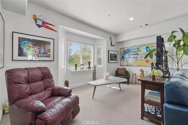 Oceanside, CA 92056,1909 Arroyo Avenue