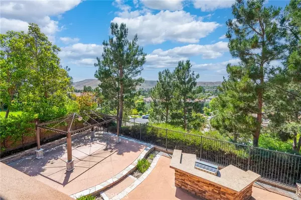 Ladera Ranch, CA 92694,15 Basilica Place