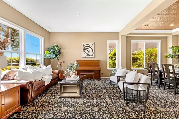 Mission Viejo, CA 92692,23848 Skyline