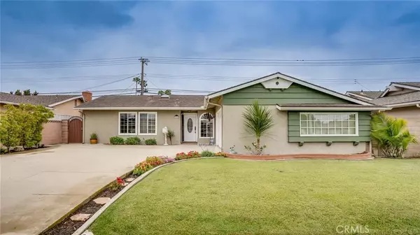 5202 Caliente Drive, Huntington Beach, CA 92649