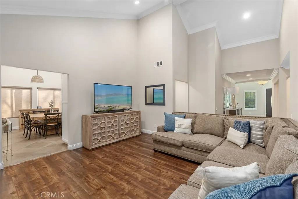Yorba Linda, CA 92887,5590 Calle Vista Linda