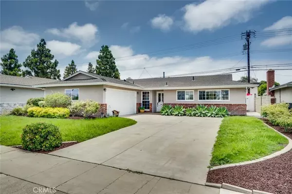 5272 Caliente Drive, Huntington Beach, CA 92649