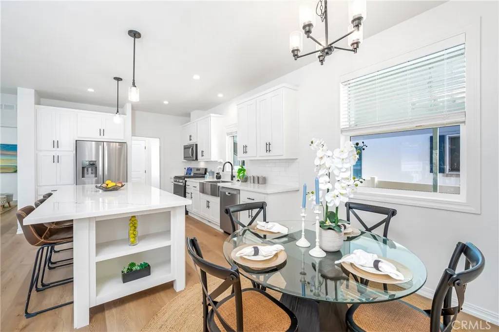San Clemente, CA 92672,114 Shell
