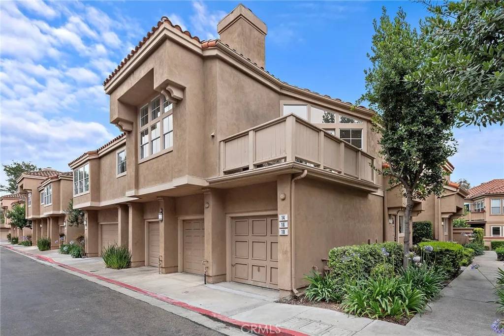 14 Magellan Aisle, Irvine, CA 92620