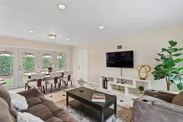 Lake Forest, CA 92630,22702 Islamare Lane