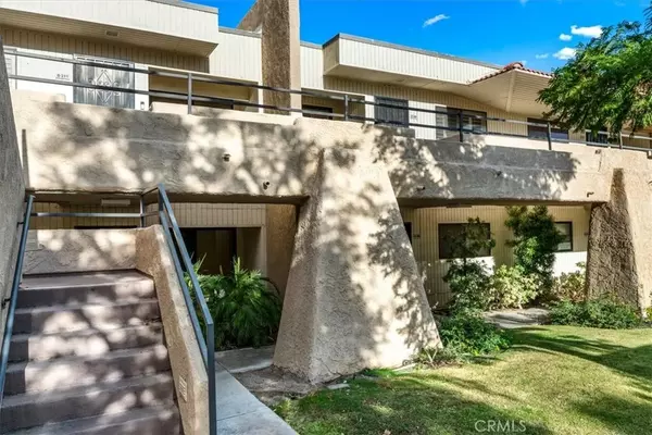 Palm Springs, CA 92262,2801 N Los Felices Circle East #209