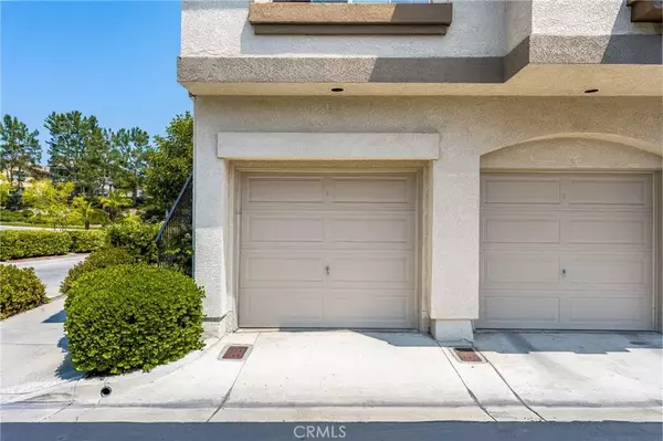 Lake Forest, CA 92610,335 Chaumont Circle