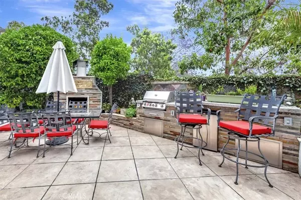Ladera Ranch, CA 92694,8 Marston Lane