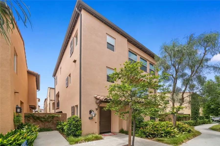 206 Milky Way, Irvine, CA 92618