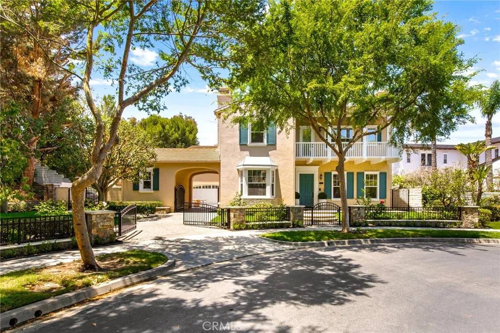 Newport Beach, CA 92660,3 Seabluff