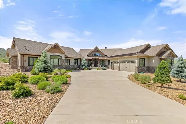 Outside Area (outside Ca), CO 80538,4033 Backbone Drive