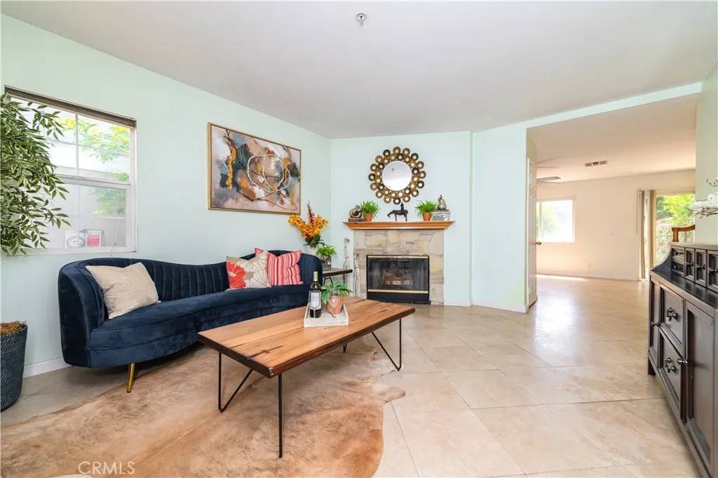 Monrovia, CA 91016,530 Diamond Street #C