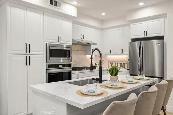 Irvine, CA 92620,199 Groveland