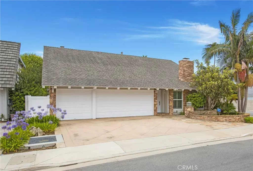 Huntington Beach, CA 92646,9552 Castine Drive