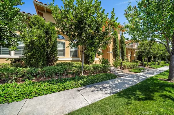 40 Roycroft,  Irvine,  CA 92620