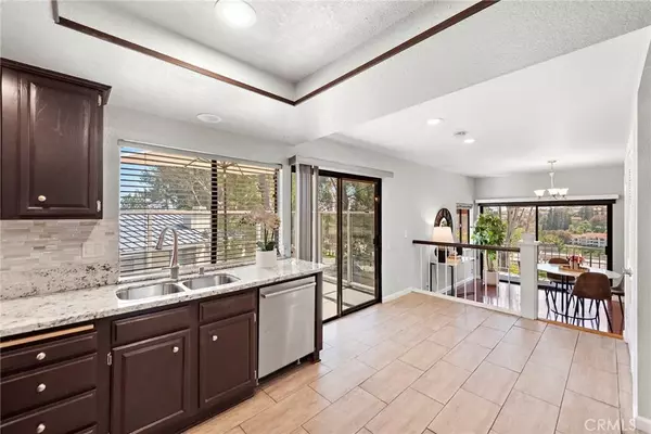 Mission Viejo, CA 92692,27760 La Costa #16