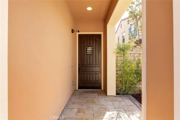 Lake Forest, CA 92630,11 Goldenrod
