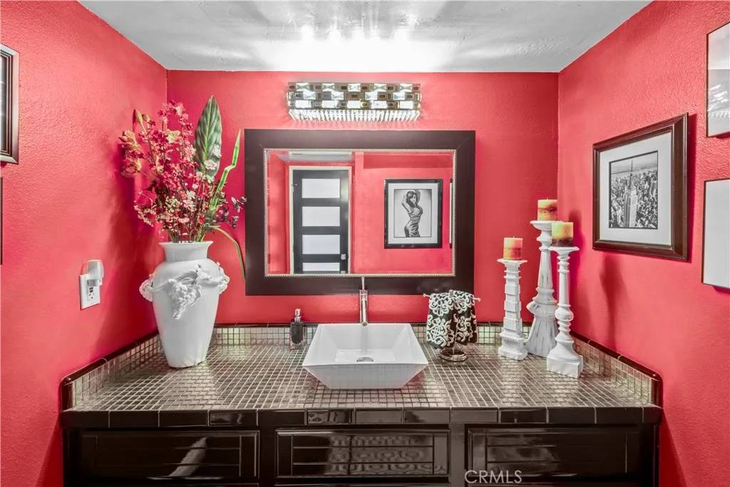 Huntington Beach, CA 92649,16703 Castaway Lane