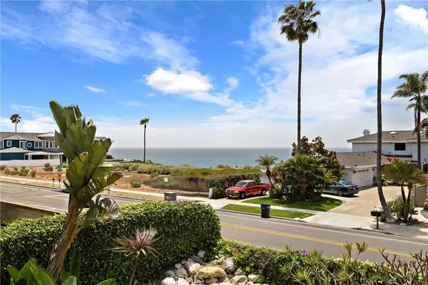 Dana Point, CA 92624,27492 Via Valor
